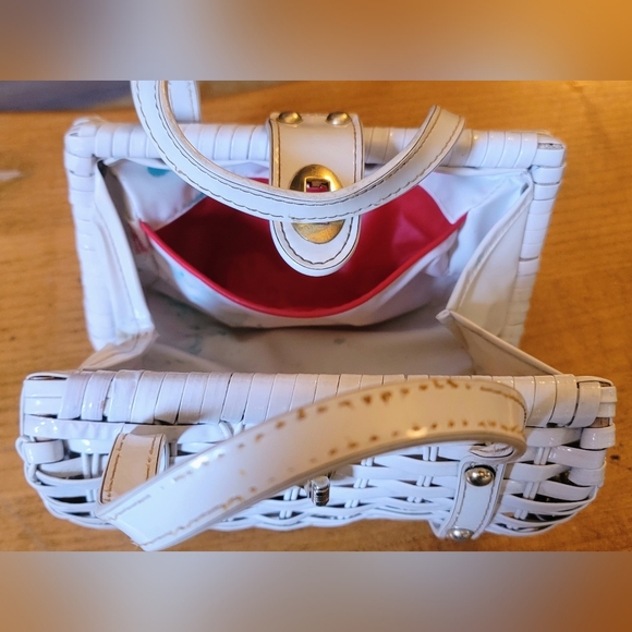 Vintage 1960's White Painted Wicker Bucket/Pail Purse Handbag Boho Retro Hippie - Picture 7 of 16